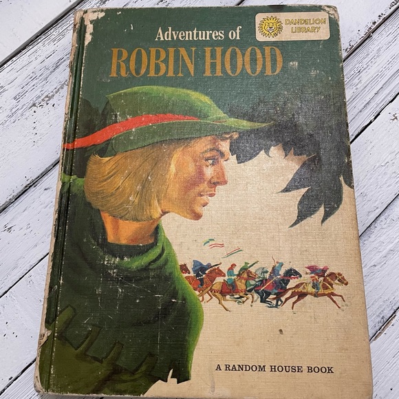 Vintage Pinocchio Robin Hood library book - Picture 2 of 10
